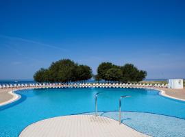 Apartments Polynesia Plava Laguna, vacation rental in Umag