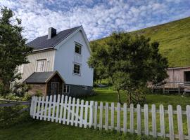 North Cape family lodge, hotel in Skarsvåg