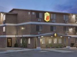 Super 8 by Wyndham Lake Havasu City, hotel en Lake Havasu City