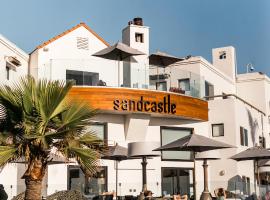 Sandcastle Hotel on the Beach, міні-готель з рестораном у місті Пізмо-Біч