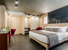 Hotel Metropolis: Andorra la Vella şehrinde bir otel