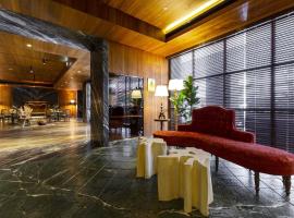 Inhouse Hotel Grand, hotel sa Taichung