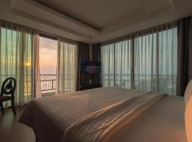 Bay Beach Resort Jomtien, хотел в Джомтиен Бийч