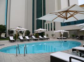 Delfines Hotel & Convention Center, hotel din Lima