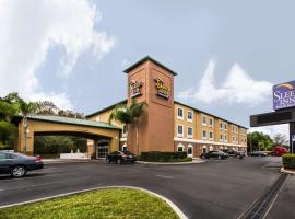 Sleep Inn & Suites Orlando International Airport, hotel cerca de Aeropuerto internacional de Orlando - MCO, Orlando