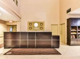 Comfort Inn & Suites Ambassador Bridge