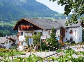 Hotel Fortuna, hotel sa Ortisei