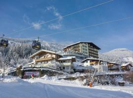 Hotel Waldfriede - Der Logenplatz im Zillertal, hotell sihtkohas Fügen