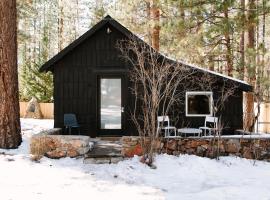 Colorado Lodge, міні-готель з рестораном у місті Біг-Бер-Лейк