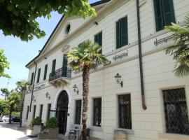 Hotel Dogana: Sirmione'de bir otel