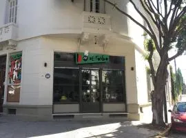 Bar de Fondo Suites