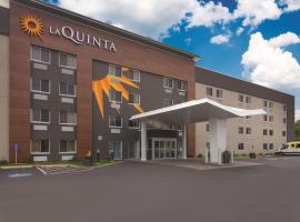 Viesnīca La Quinta by Wyndham Cleveland - Airport North Klīvlendā