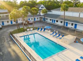 Royal Palms Motel, hotelli kohteessa Tybee Island