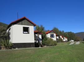 Viesnīca Tophouse Mountainview Cottages pilsētā Sentarno