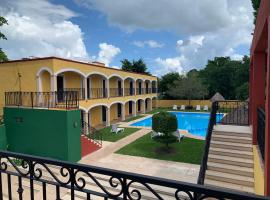 Hotel Tuul, hotelli kohteessa Izamal