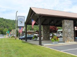 Great Smokies Inn - Cherokee, hotelli kohteessa Cherokee