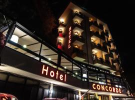 Hotel Concorde, hotel in Arona