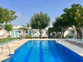 Hostal Las Cumbres, hotel a Conil de la Frontera