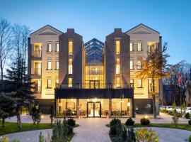 Amsterdam Plaza Hotel & SPA – hotel w Połądze