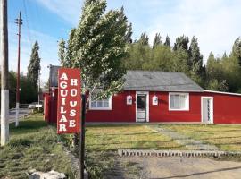 Aguilar House Hostel B&B, feriebolig i El Calafate