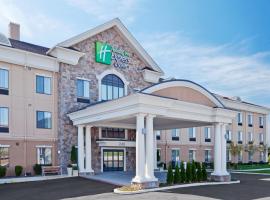 Holiday Inn Express Hotel & Suites Warminster-Horsham, an IHG Hotel, hotell i Warminster