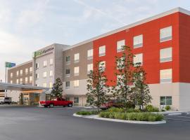 Holiday Inn Express & Suites - Tampa East - Ybor City, an IHG Hotel, hotel sa Tampa