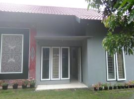 Villa Sahala Simanjuntak, biệt thự ở Balige