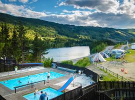 Topcamp Rustberg - Hafjell, hotel con piscina a Hafjell