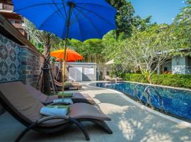 Kata Tranquil Villa - SHA Plus, hotel sa Karon Beach