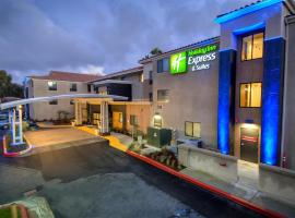 Holiday Inn Express Hotel & Suites Carlsbad Beach, an IHG Hotel, hotel di Carlsbad