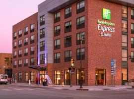 Holiday Inn Express & Suites - Tulsa Downtown - Arts District, an IHG Hotel, hotel em Centro de Tulsa, Tulsa