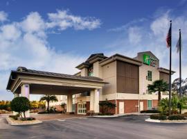 Holiday Inn Express Hotel & Suites Jacksonville North-Fernandina, an IHG Hotel, מלון ליד נמל התעופה הבינלאומי ג'קסונוויל - JAX, יולי