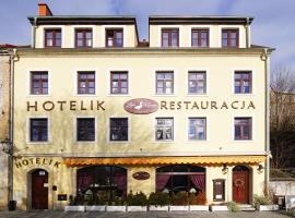 Hotelik & Restauracja Złota Kaczka – hotel w mieście Zgorzelec