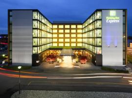 Holiday Inn Express Zürich Airport, an IHG Hotel, hotel berdekatan Lapangan Terbang Zurich - ZRH, 