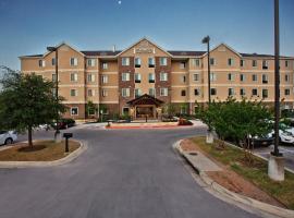 Staybridge Suites Austin South Interstate Hwy 35, an IHG Hotel, khách sạn ở Austin