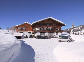 Garni Martlhof, hotel sa Selva di Val Gardena