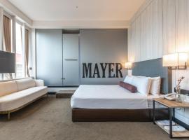 Mayer Inn, hótel í Taipei