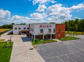 Hotel Rubin, hotel blizu aerodroma Radom-Sadkow Airport - RDO, Stara Blotnica