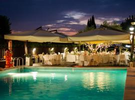 Hotel Cristallo Relais, Sure Hotel Collection By Best Western, hotel i Tivoli