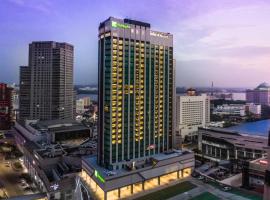 Holiday Inn Johor Bahru City Centre, an IHG Hotel, отель в Джохор-Бару