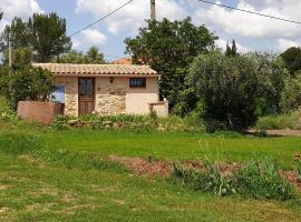 cabanon studio, Hotel in Le Beausset