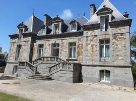 Manoir Le Castel & Villa Beaumaris, lägenhet i Saint Malo