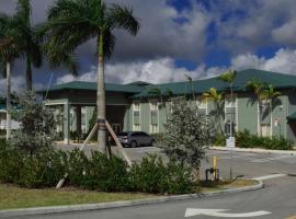 Pioneer Inn, cheap hotel in West Palm Beach