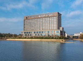 Golden Lake Hotel, hotel sa Jinhu