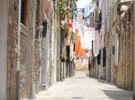 Veneziacentopercento Rooms, hotell Veneetsias