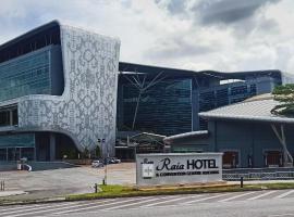 Raia Hotel & Convention Centre Kuching、クチンのホテル