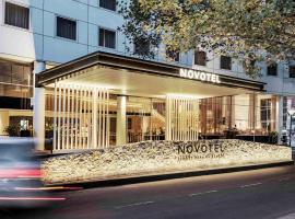 Novotel Sydney Darling Square, hotel u četvrti 'Darling Harbour' u Sydneyju