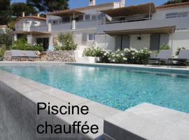 Home Cassis - Maison Mediterranée - Piscine chauffée, tradicionalna kućica u gradu 'Cassis'