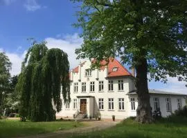 Herrenhaus Hohewarte