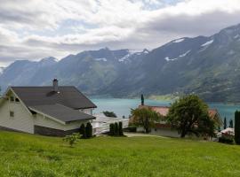 Flotunet - Jørnhuset, hotell i Stryn